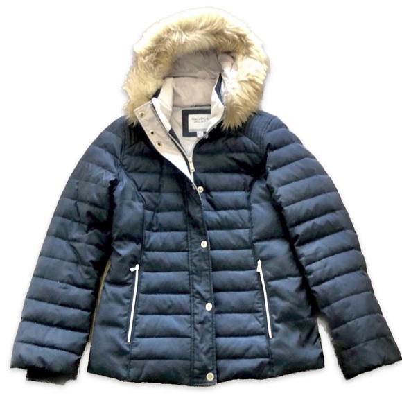 ❌sold❌Women’s  Down & Feather Nautica Puffer Jacket - Picture 2 of 13